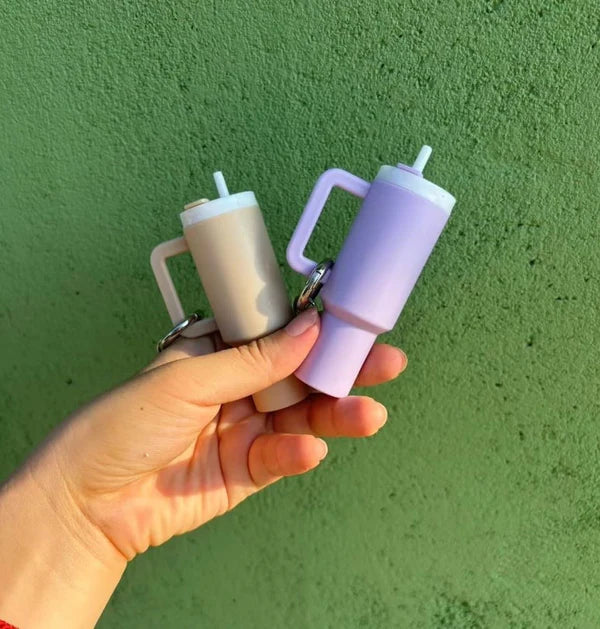 Hot Selling 🔥 Mini Tumbler Keychain – Cute & Trendy! 💖