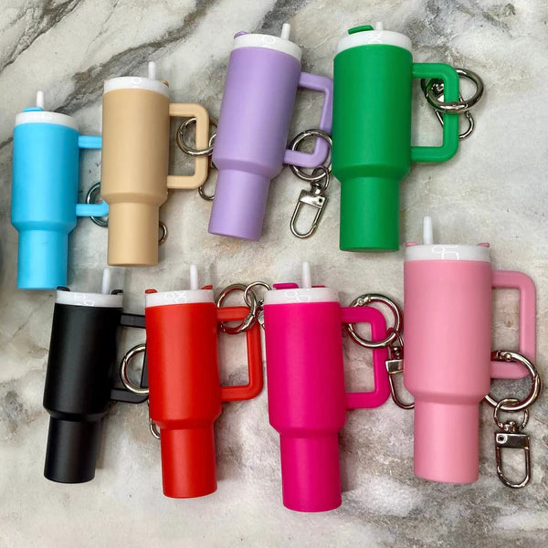 Hot Selling 🔥 Mini Tumbler Keychain – Cute & Trendy! 💖